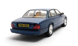 Jaguar XJR X300 (RHD) Antigua Blue Cult Scale Models 1:18 Resinemodell (Türen, Motorhaube... nicht zu öffnen!)